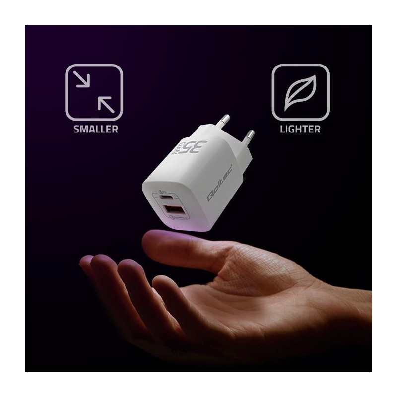 Ładowarka sieciowa Qoltec 35W GaN ULTRA | 5-20V | 2.25-3A | 1 x USB typ C PD | 1 x USB | Biała