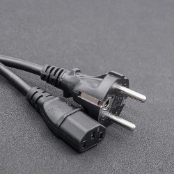 Kabel zasilający Qoltec IEC C13/SCHUKO | 3x0.75mm2 | 1.8m
