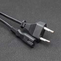 Kabel zasilający Qoltec IEC C7 / CEE 7/16 | ósemka | 2x0.5mm2 | 1.4m