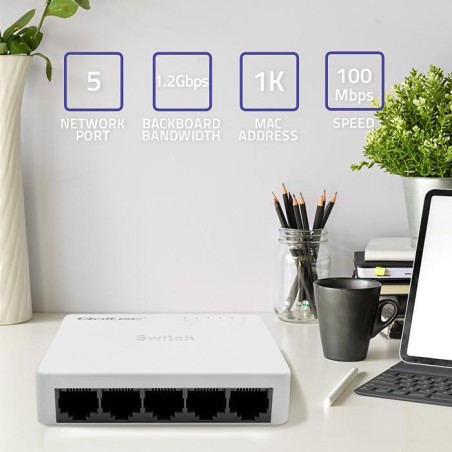Switch niezarządzalny Qoltec przełącznik sieciowy 5 x port RJ45 | 100Mbps | Fast Ethernet | LAN